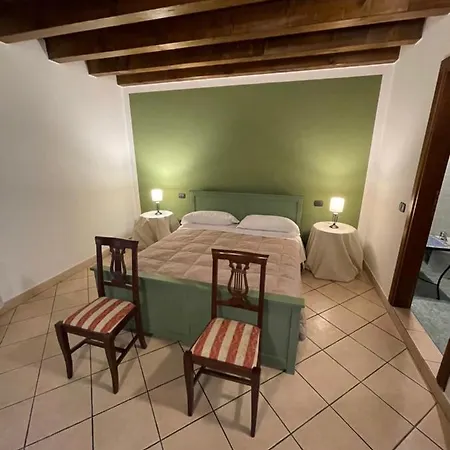 Corte Spino نوغارول روكّا