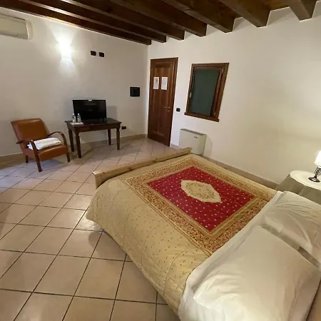 Corte Spino Farm stay Nogarole Rocca